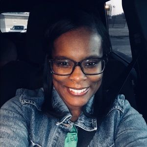 Meet your Posher, Kimberly